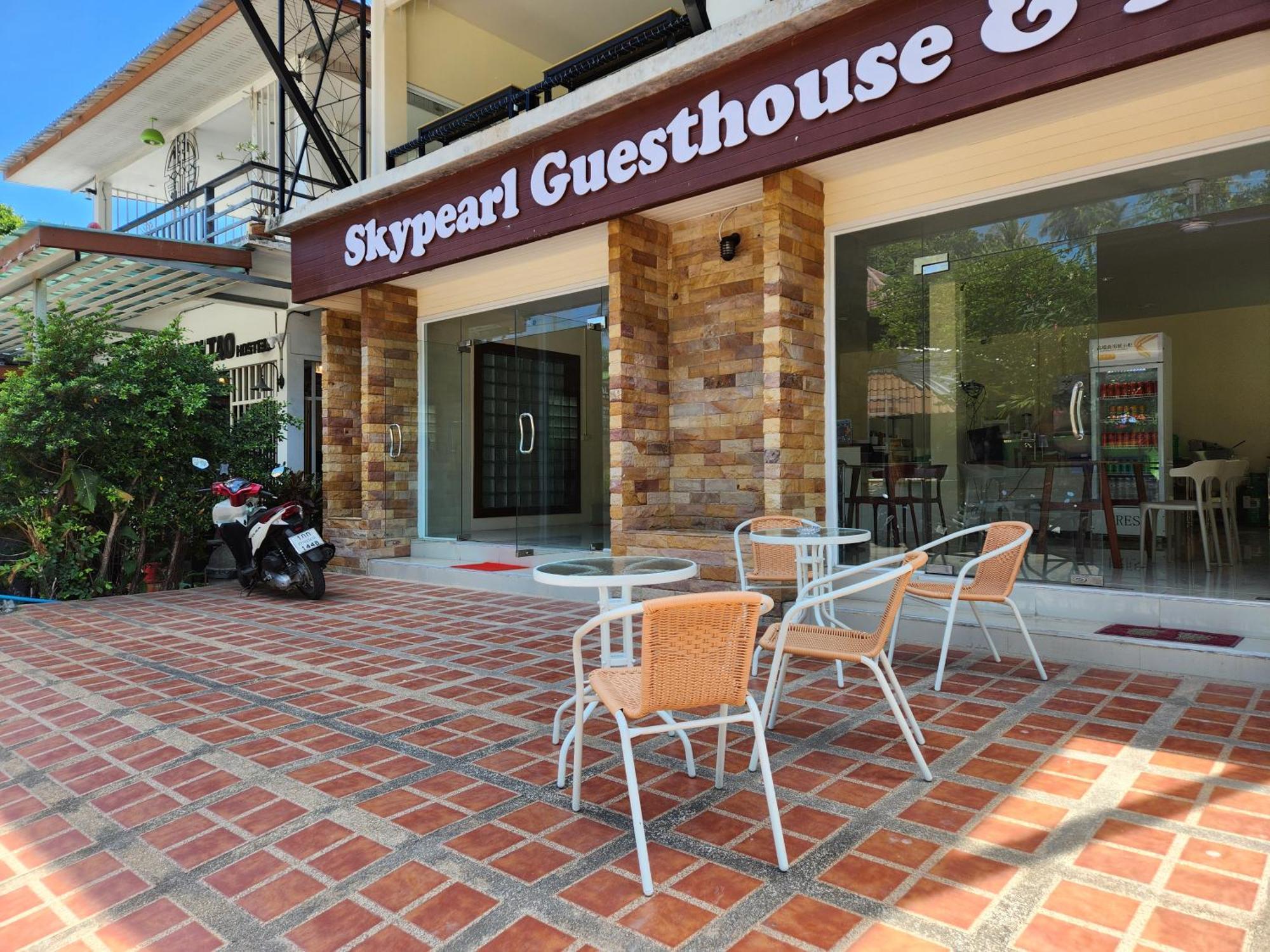 Skypearl Guesthouse & Pub Ko Tao Buitenkant foto